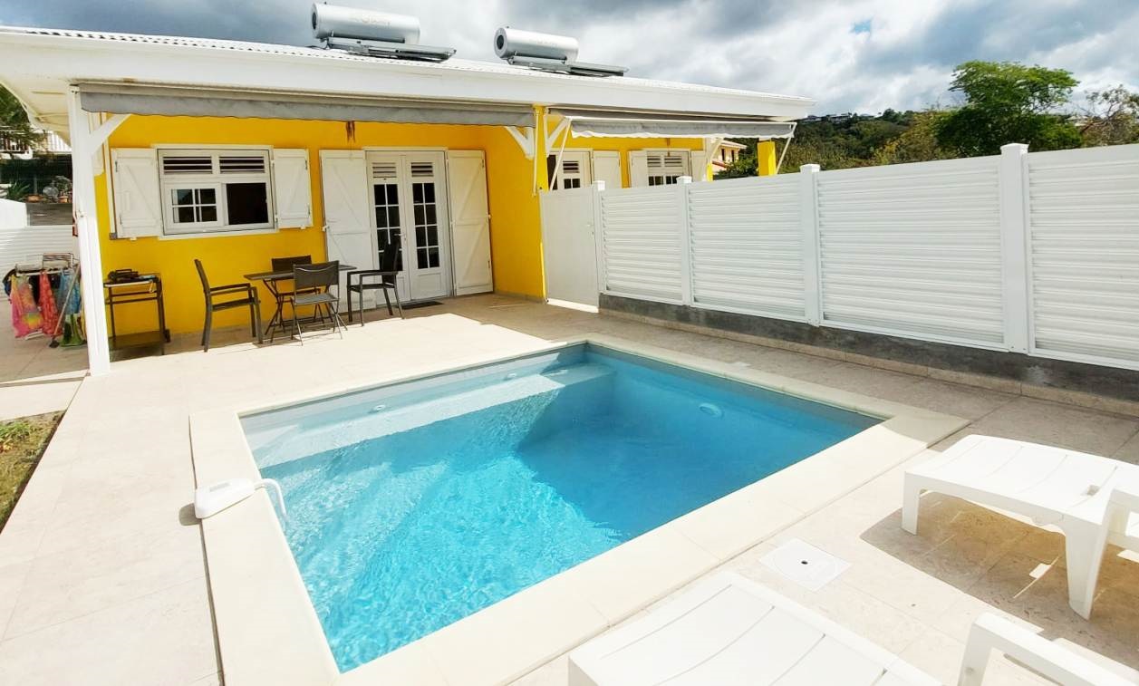 Location Bungalow au Diamant en Martinique - Ref : M029A